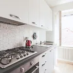 Lägenhet La Terrazza Di Roberta Colonno
